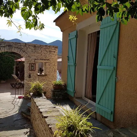 300m Centre De St Florent T3 Piscine Jardin Wifi *